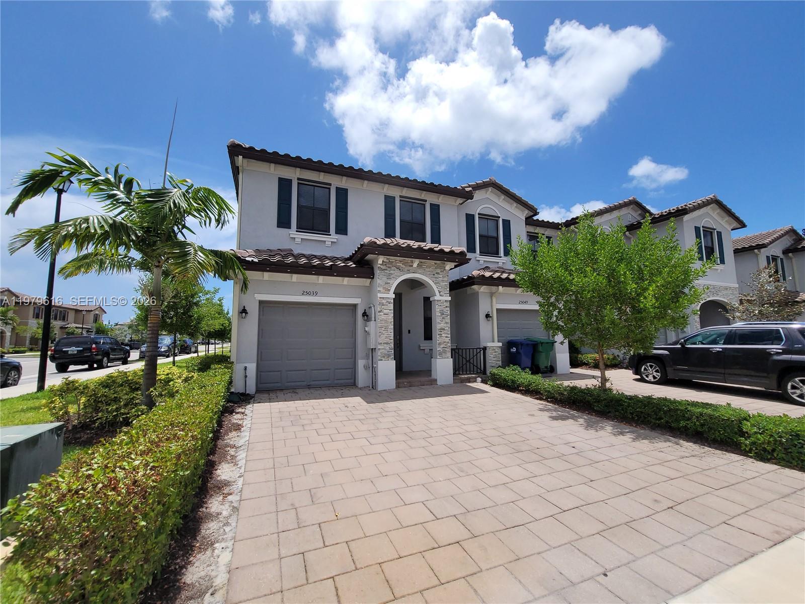 This spacious townhouse offers comfortable living with 3 bedrooms and 2.5 bathrooms. Enjoy the convenience of an upstairs laundry room. Attached 1-car garage. Residents have access to a clubhouse, pool, fitness center, and much more. Easy access to the Florida Turnpike and very close to Black Point Marina.
