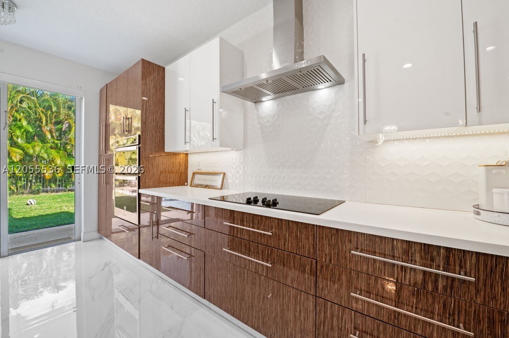 ISLES AT WESTON - Residential