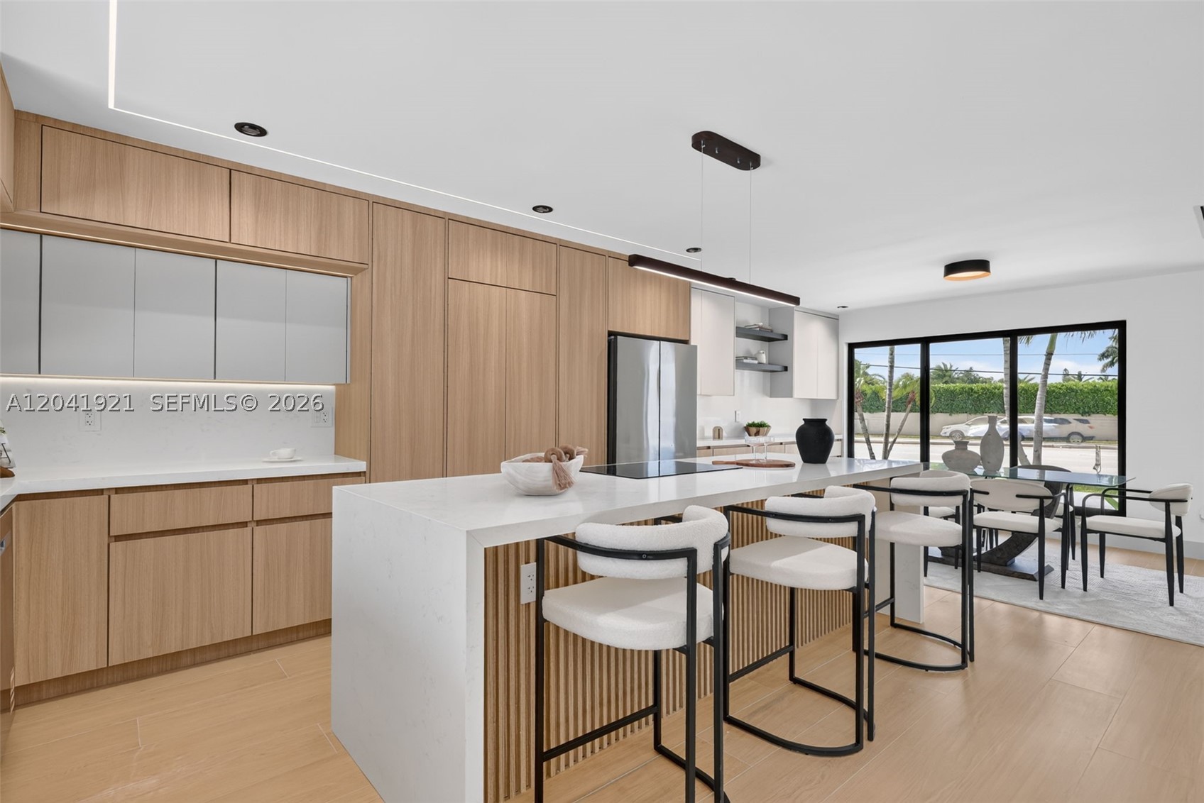 GALE RANCH ESTS - Residential