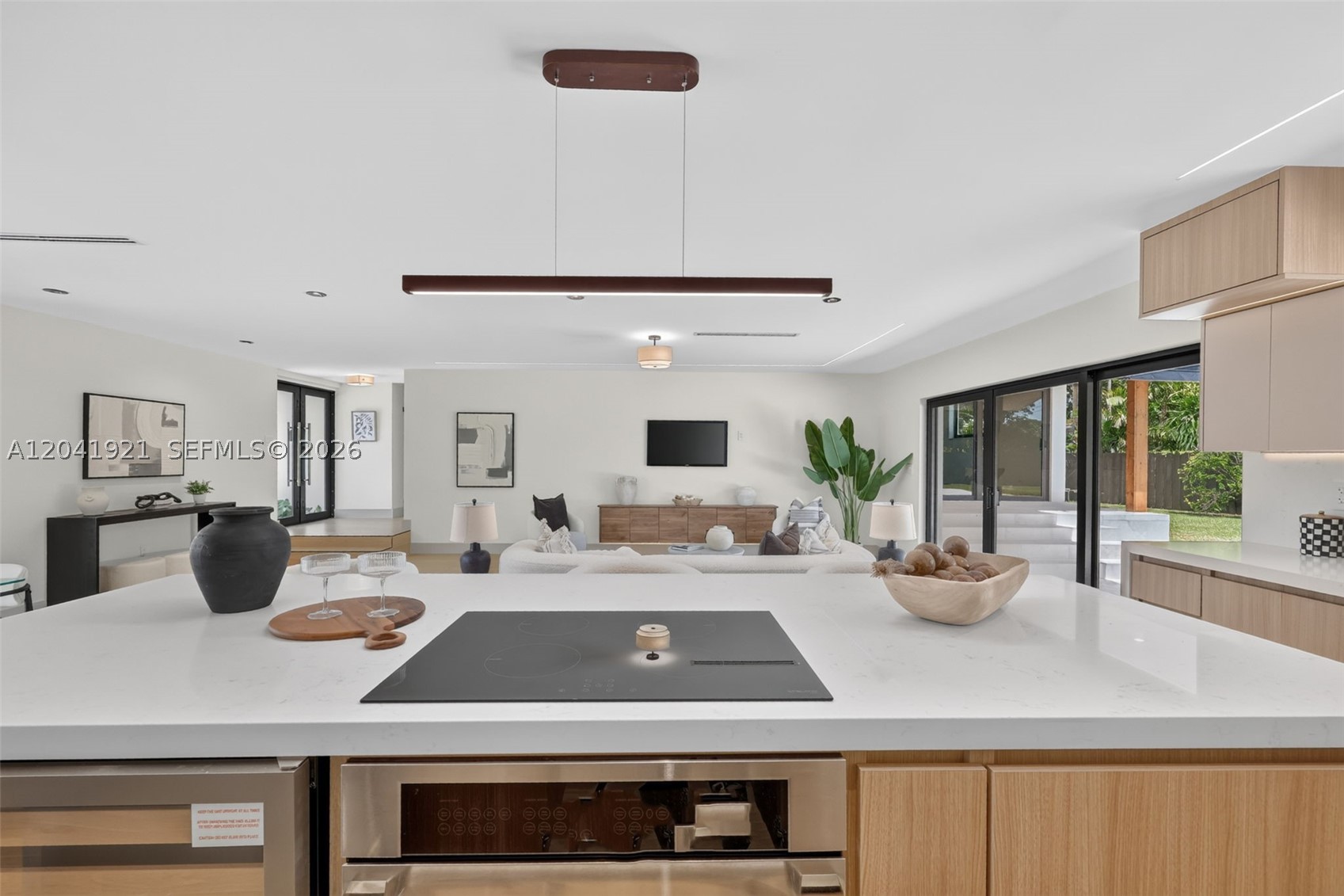 GALE RANCH ESTS - Residential