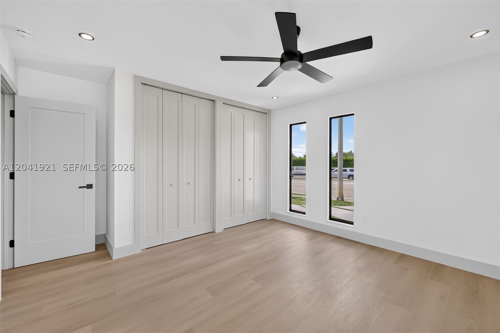GALE RANCH ESTS - Residential