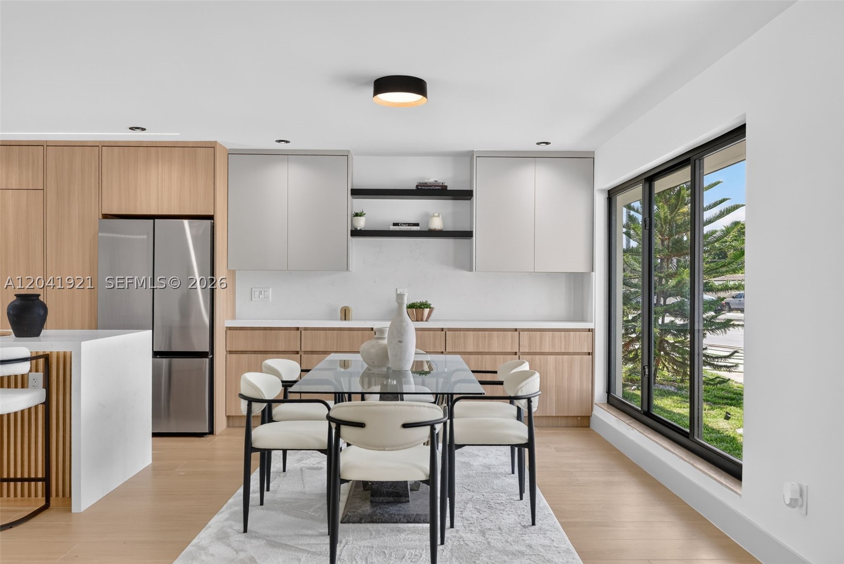 GALE RANCH ESTS - Residential