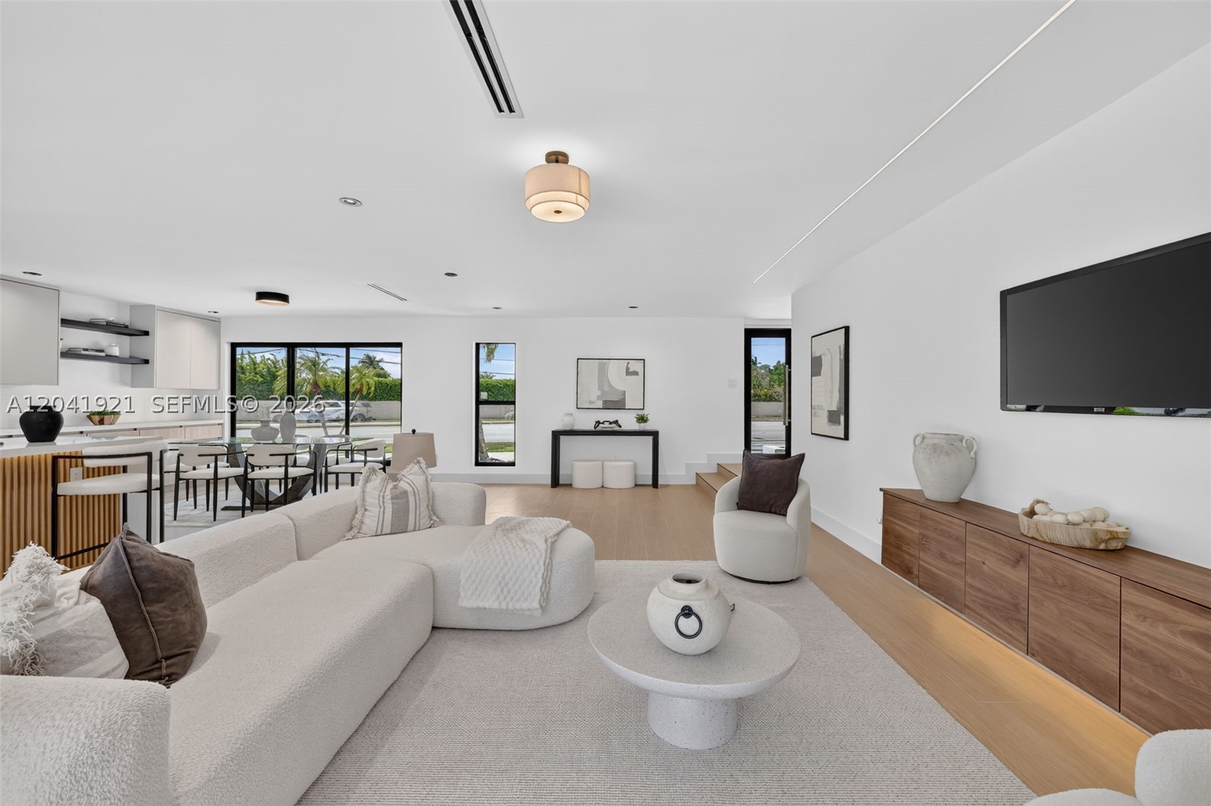 GALE RANCH ESTS - Residential