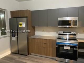 CHATEAUX GARDENS CONDO - Residential Lease