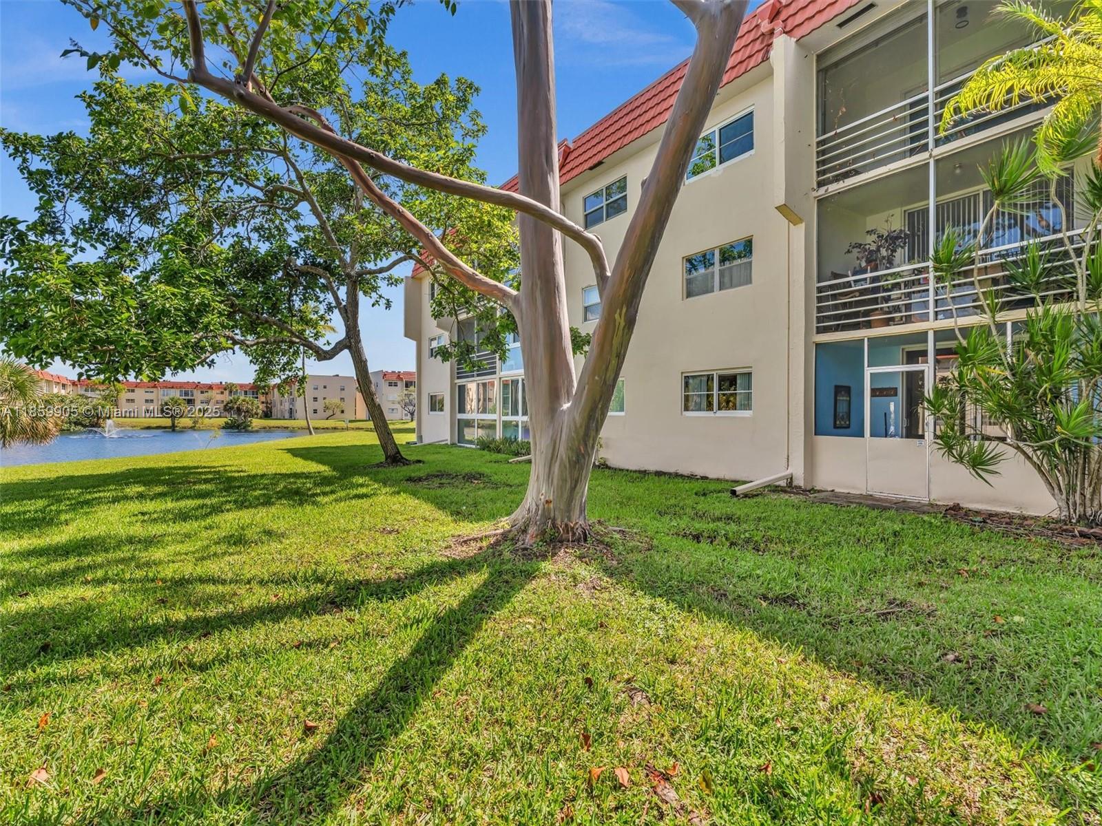 SUNRISE LAKES 25 CONDO - Residential