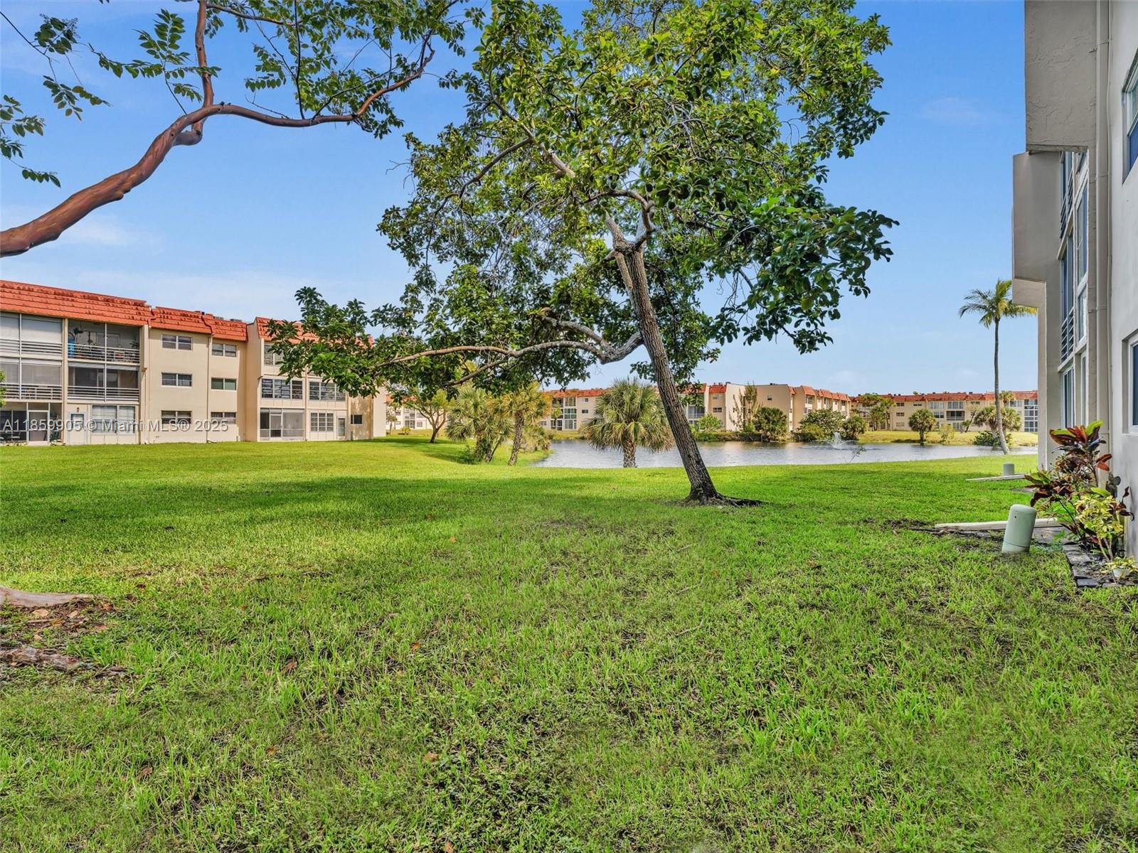 SUNRISE LAKES 25 CONDO - Residential