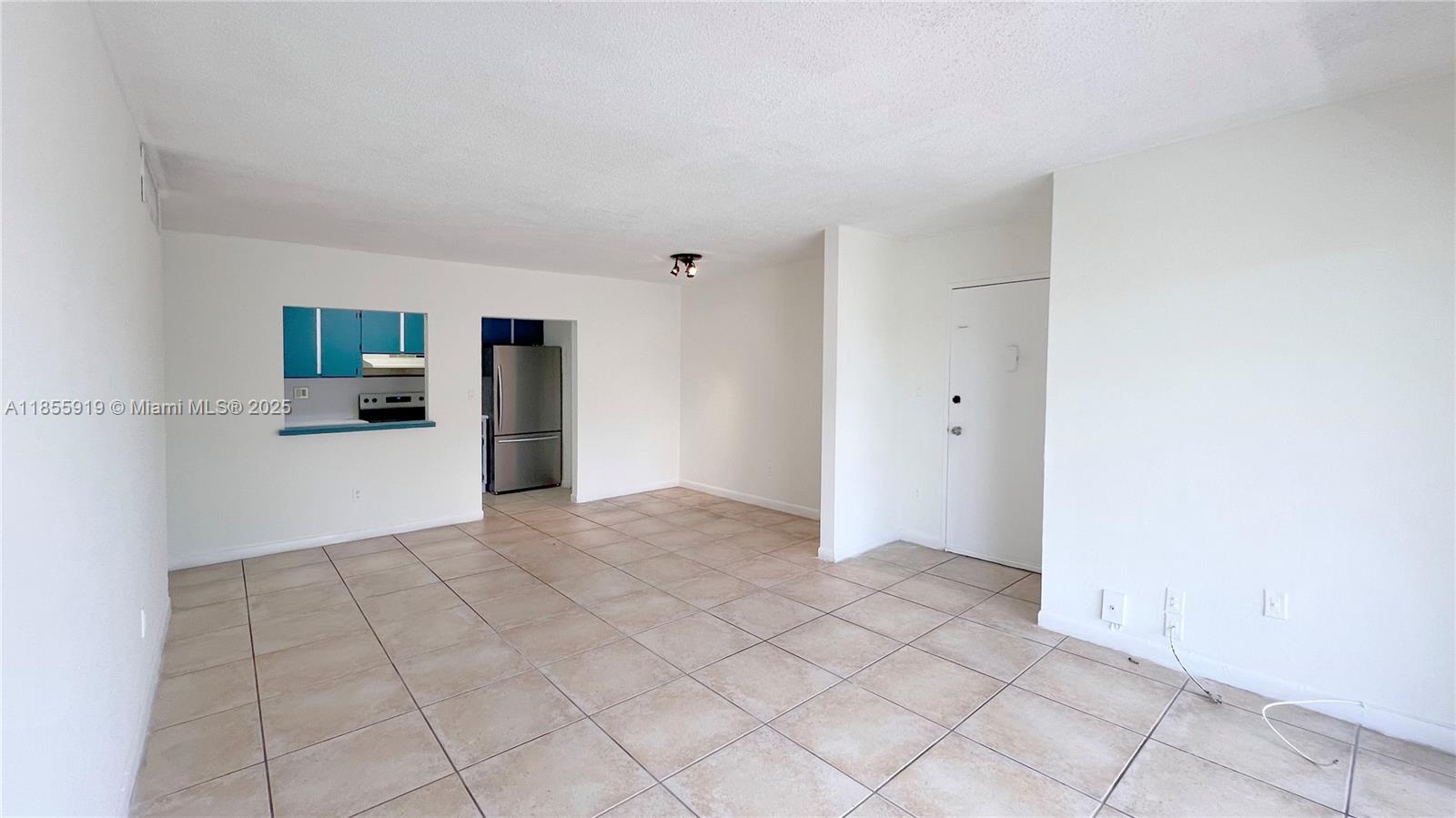 DORAL GARDENS CONDO - Residential Lease