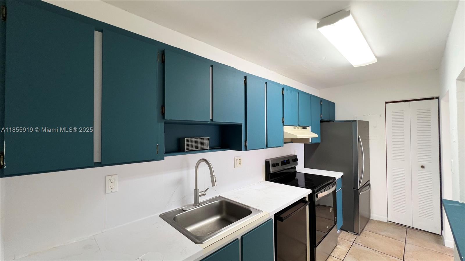 DORAL GARDENS CONDO - Residential Lease