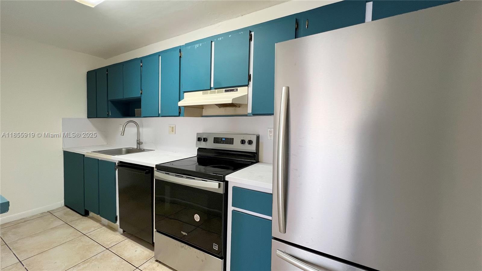 DORAL GARDENS CONDO - Residential Lease