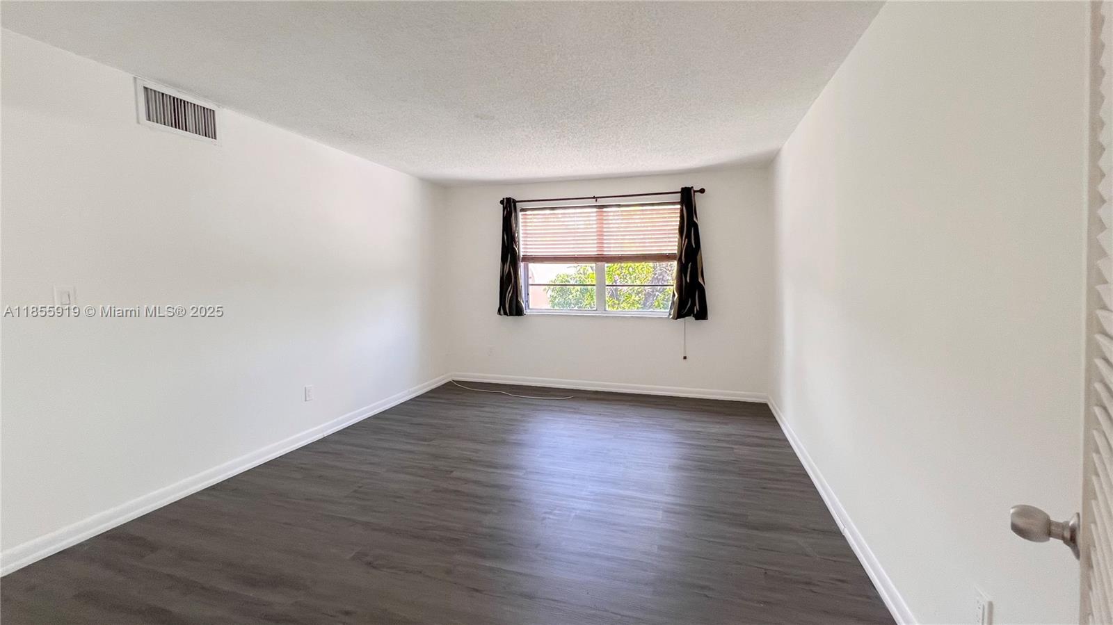 DORAL GARDENS CONDO - Residential Lease