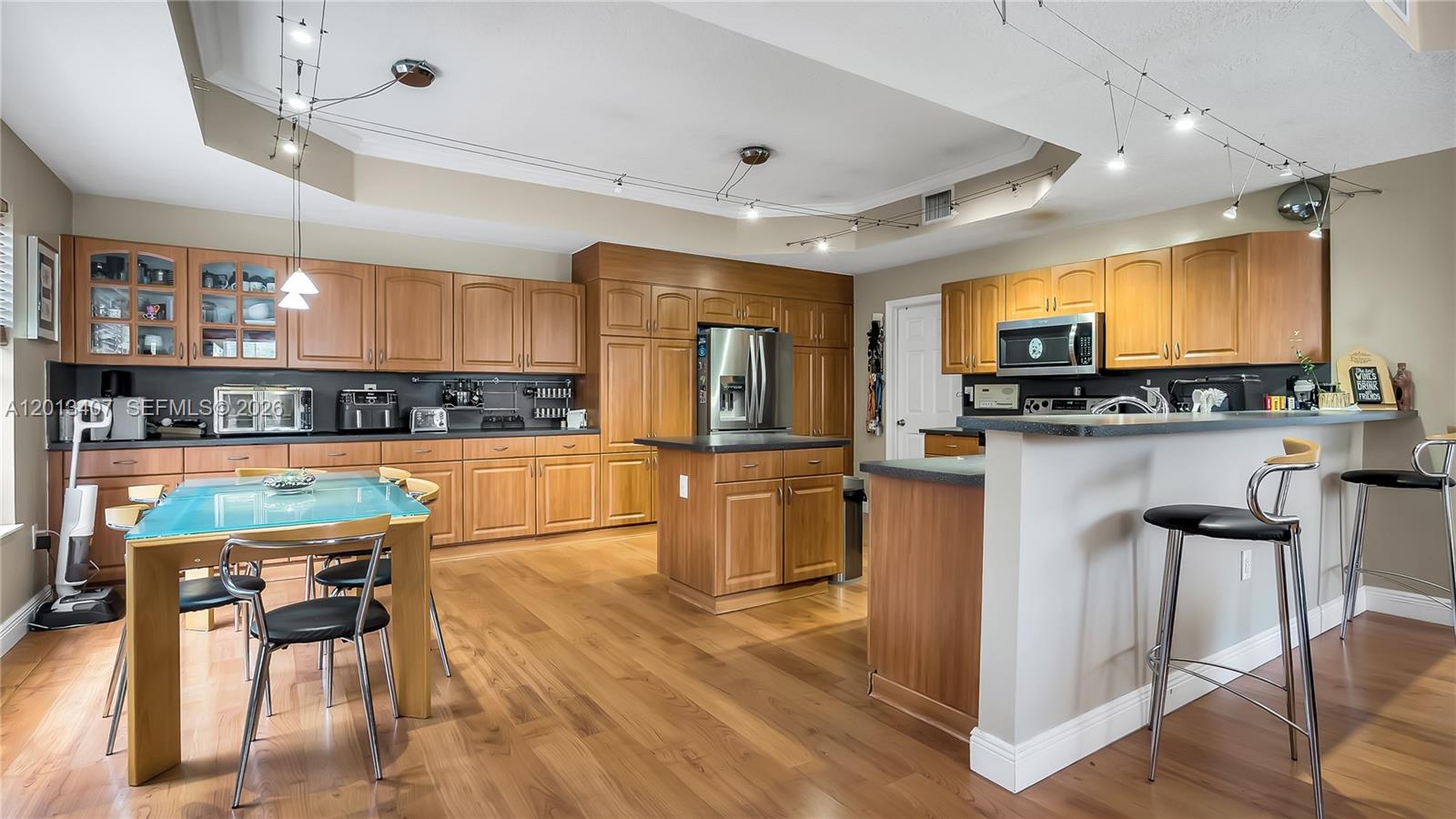 SILVERCREST LAKE ESTATES - Residential