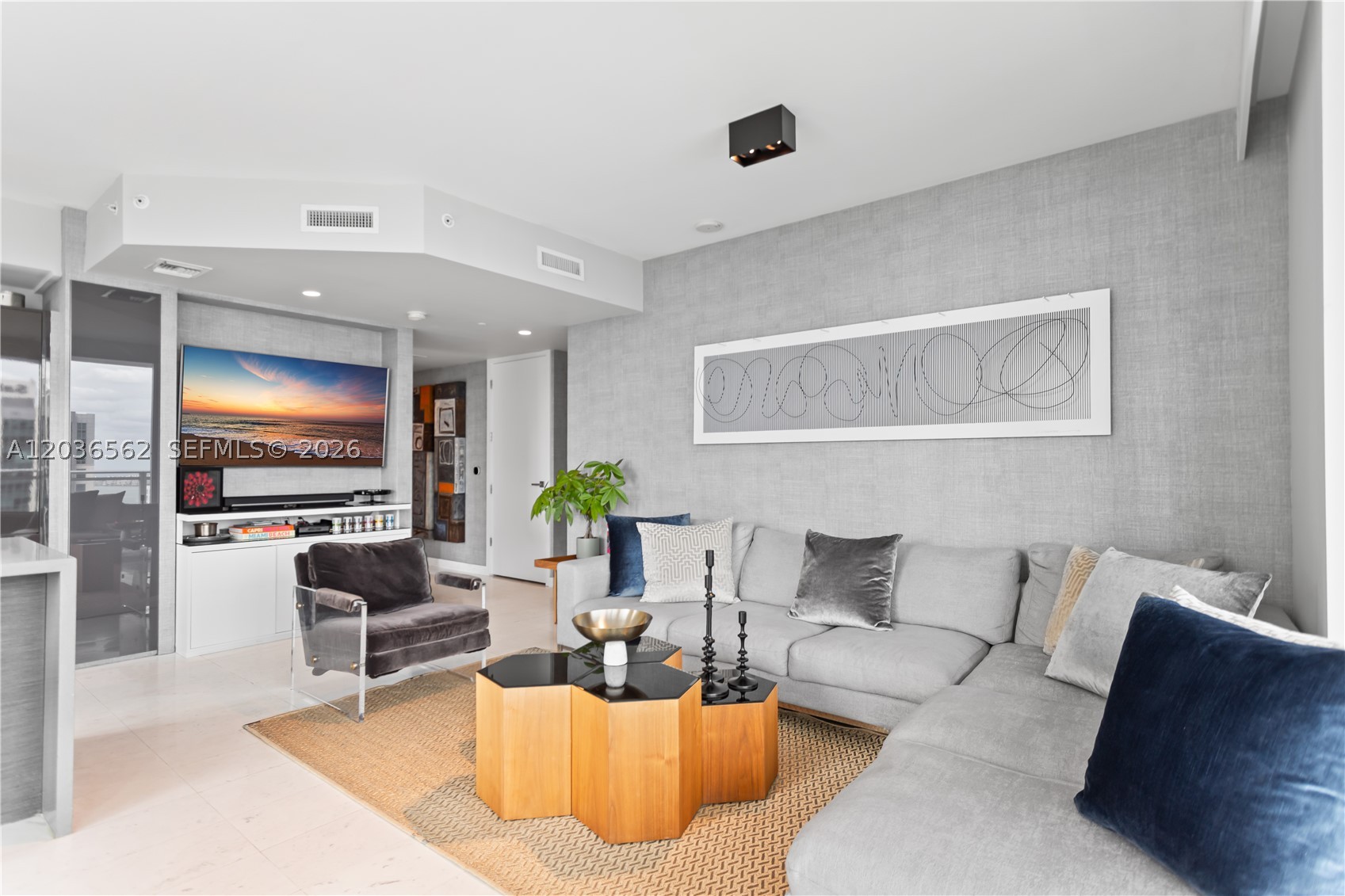 THE BONDO (1080 BRICKELL) - Residential