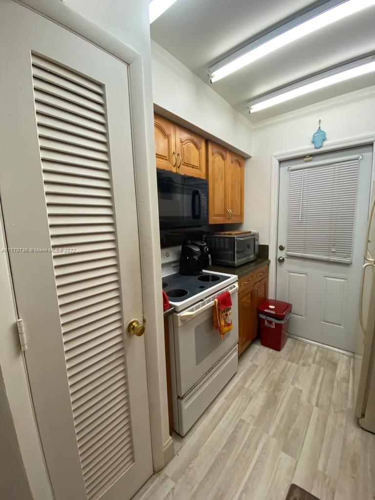 TOWN & COUNTRY APTS CONDO - Residential Lease