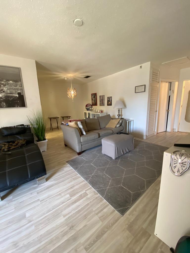 TOWN & COUNTRY APTS CONDO - Residential Lease