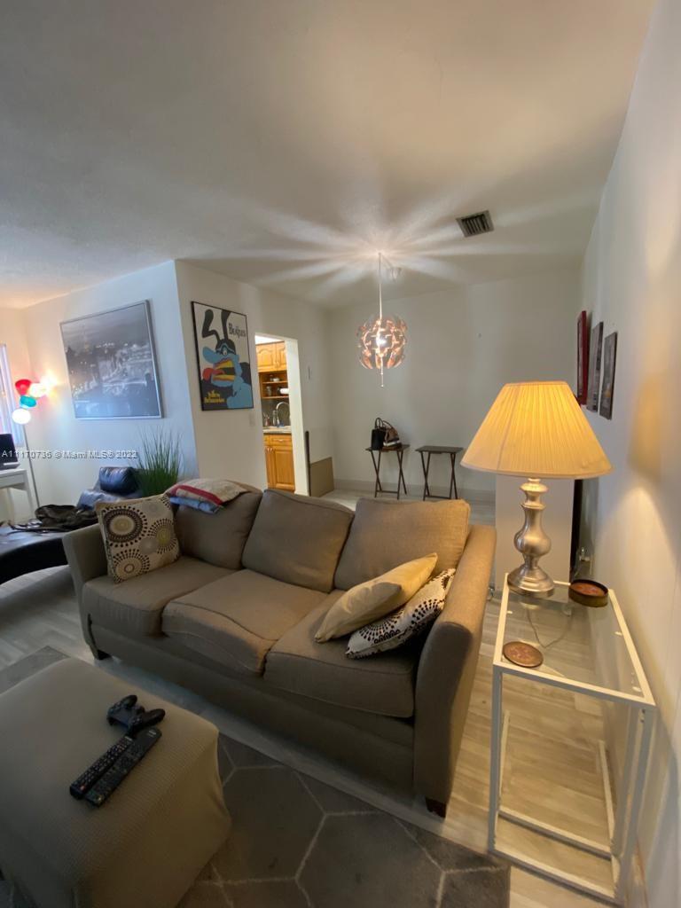 TOWN & COUNTRY APTS CONDO - Residential Lease