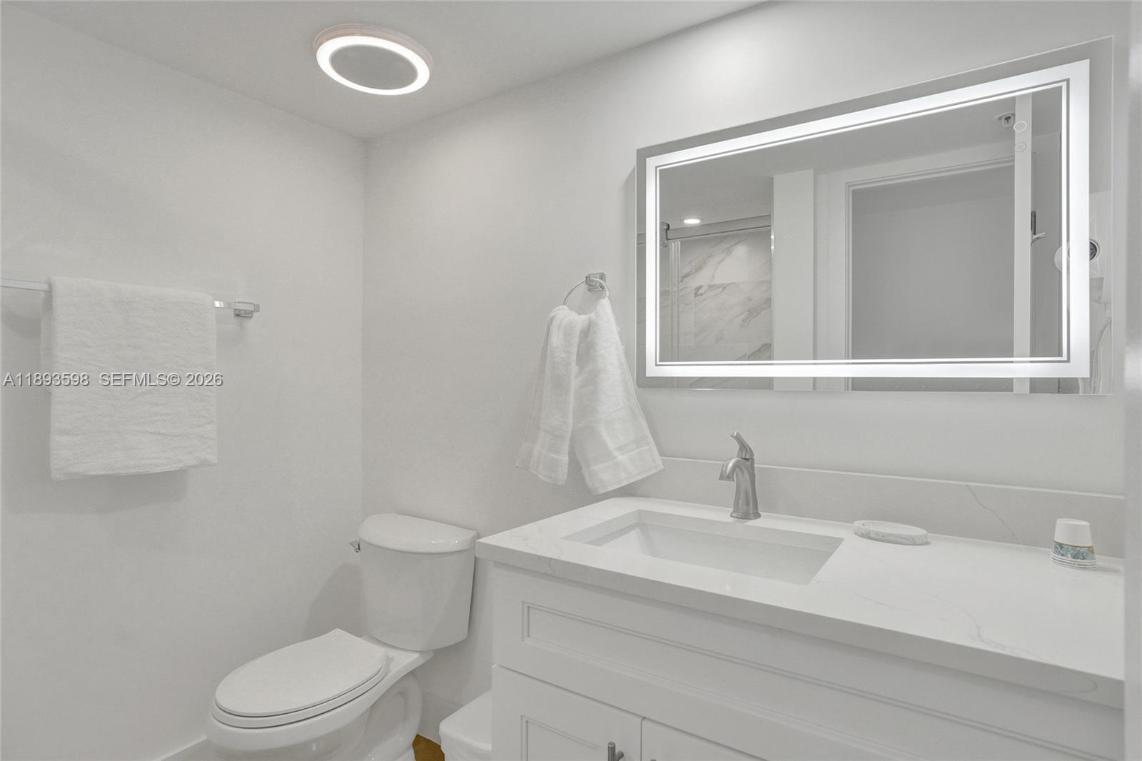 THE ALEXANDER CONDO - Residential