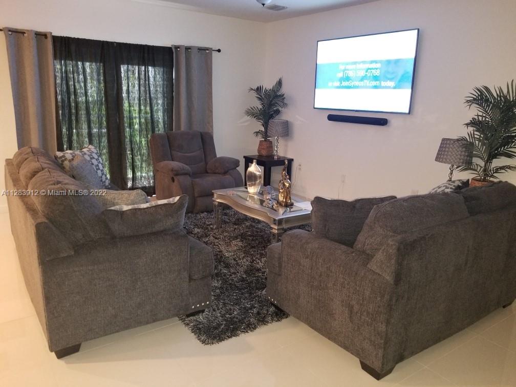 GLADESIDE PARK - Residential