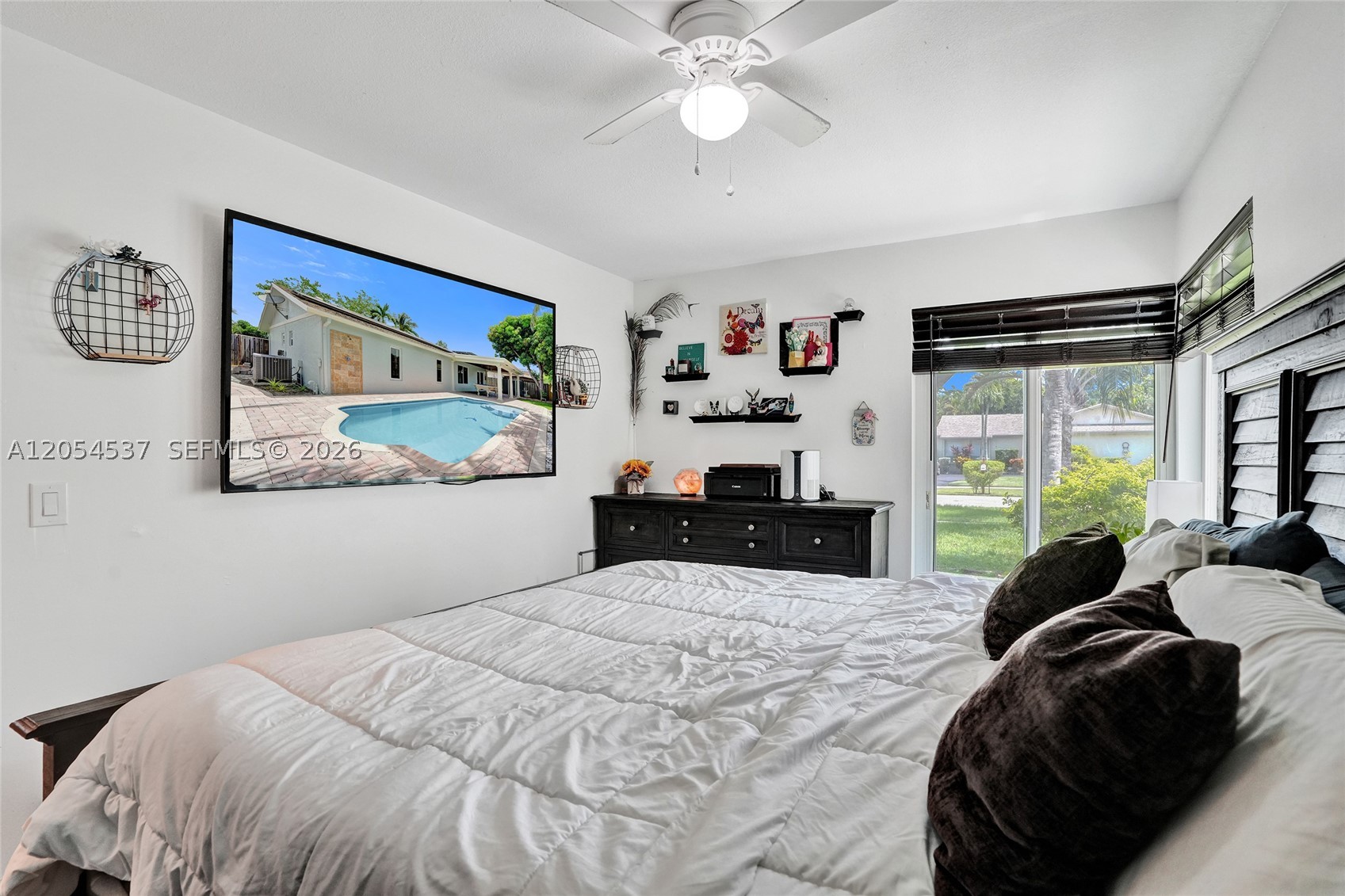 VILLAGES OF HILLSBORO SEC - Residential
