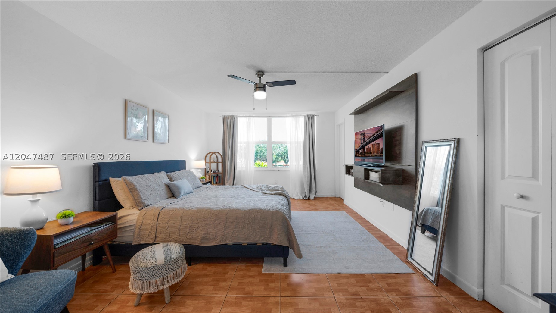 ROLLING GREEN CONDO H - Residential