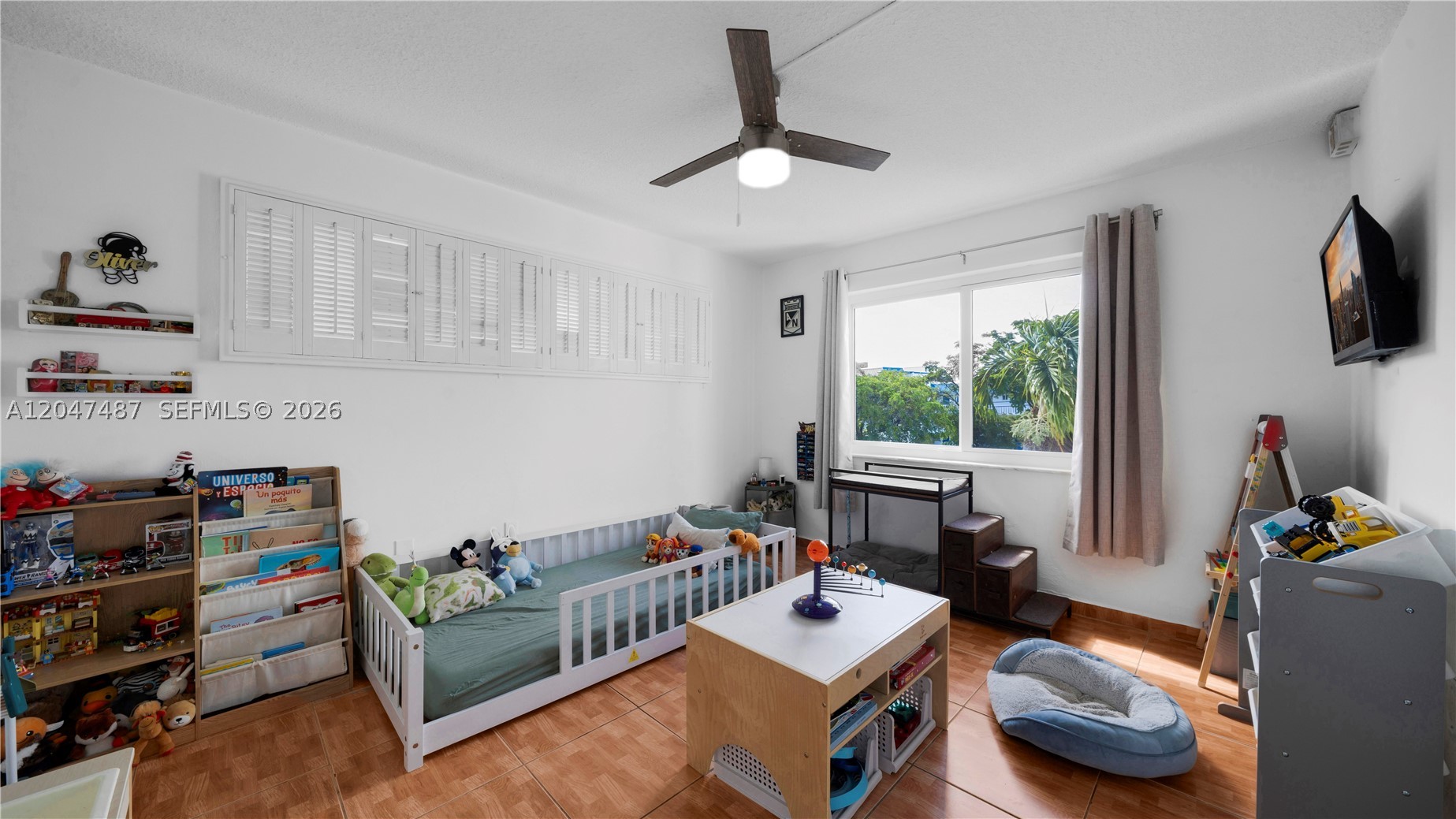 ROLLING GREEN CONDO H - Residential