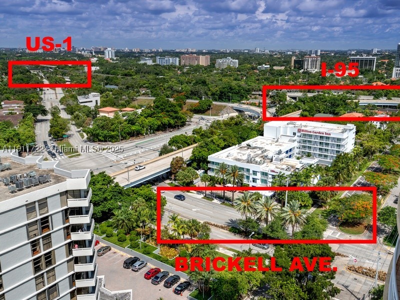 THE METROPOLITAN CONDO - Residential