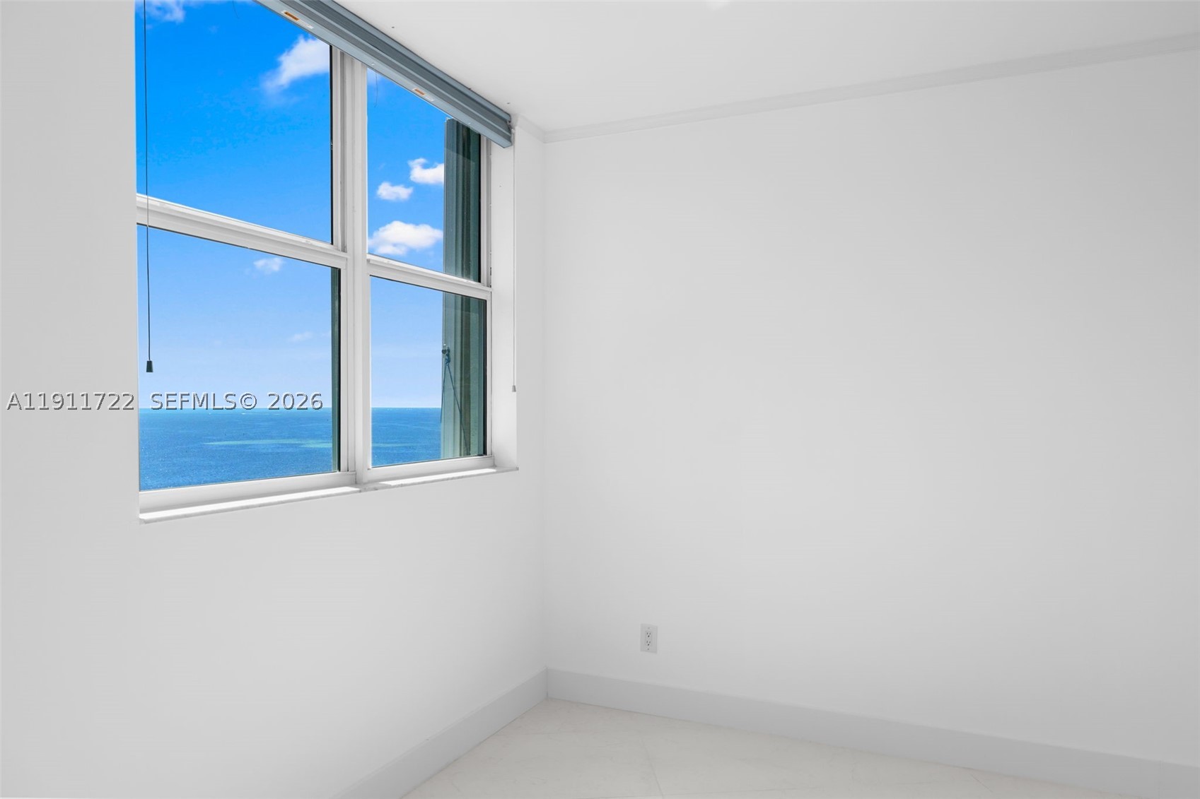 THE METROPOLITAN CONDO - Residential
