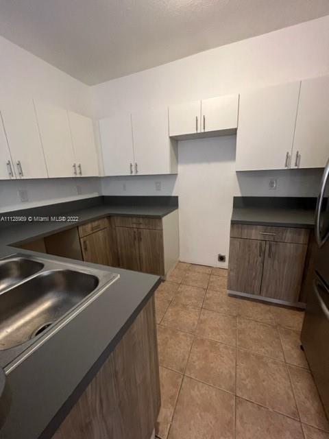 UNITED HOMES AT BELLA VIS - Residential Lease