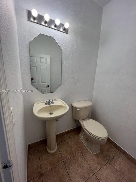 UNITED HOMES AT BELLA VIS - Residential Lease