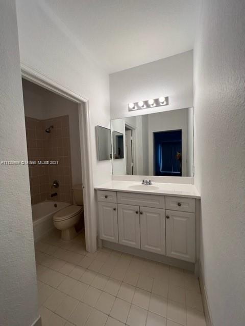 UNITED HOMES AT BELLA VIS - Residential Lease
