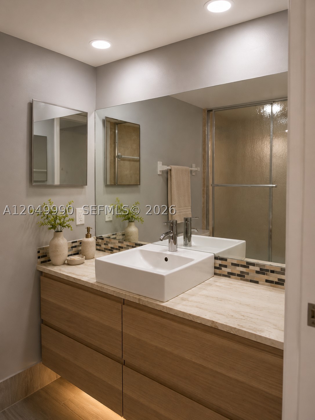 EL PRADO XIII CONDO - Residential Lease