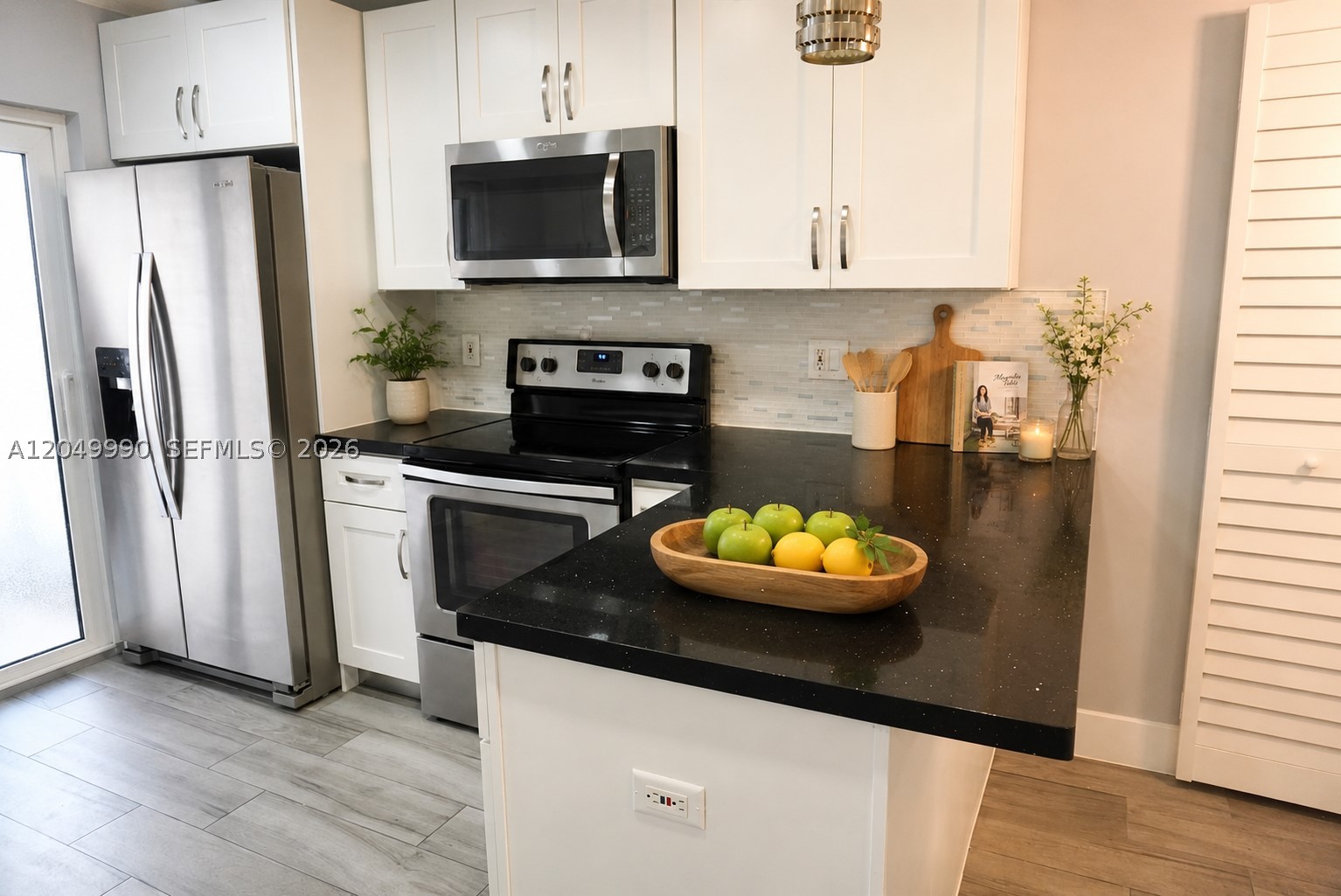 EL PRADO XIII CONDO - Residential Lease