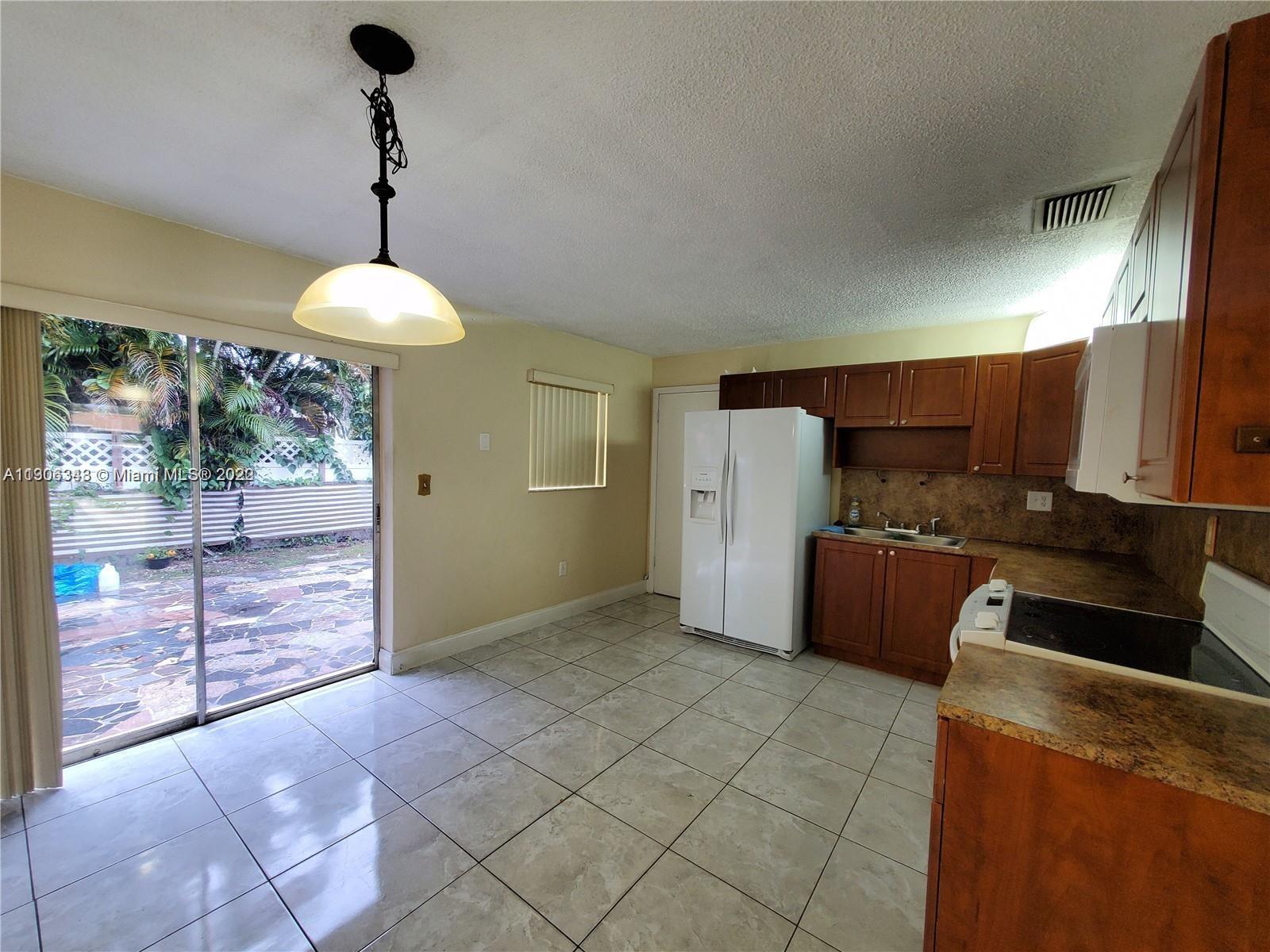 LIVINGSTONE PARK - Residential Lease