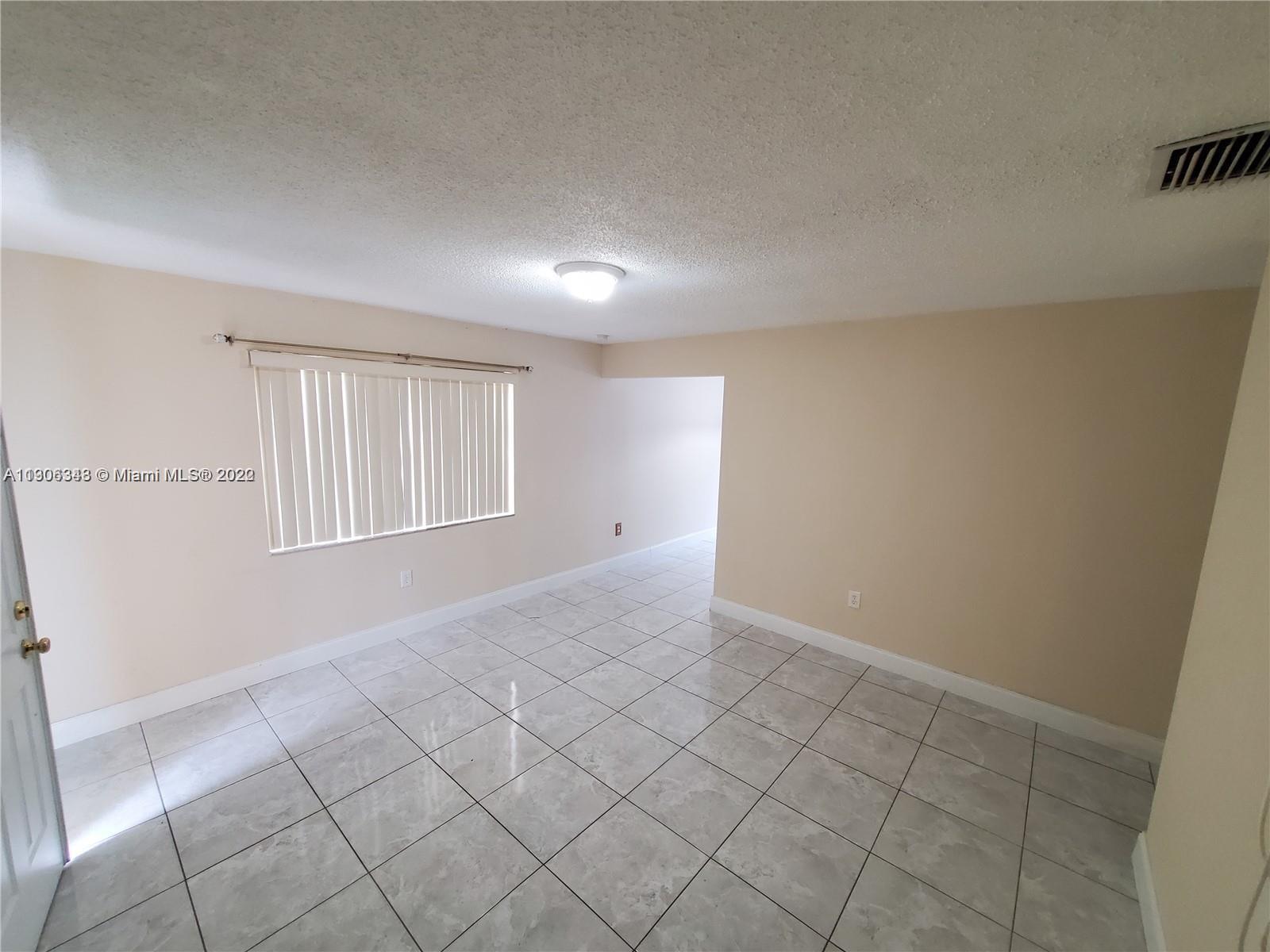 LIVINGSTONE PARK - Residential Lease