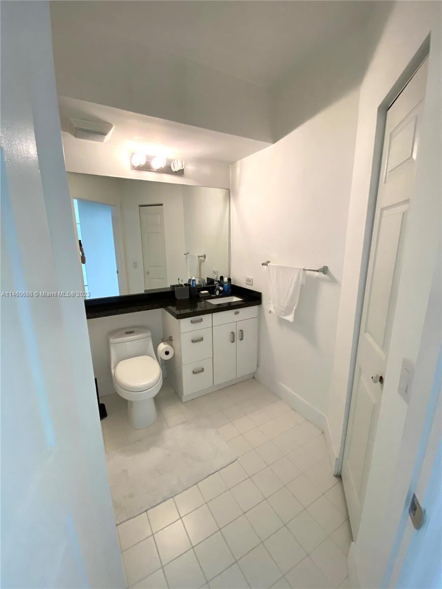 PORTO BELLAGIO CONDO - Residential Lease