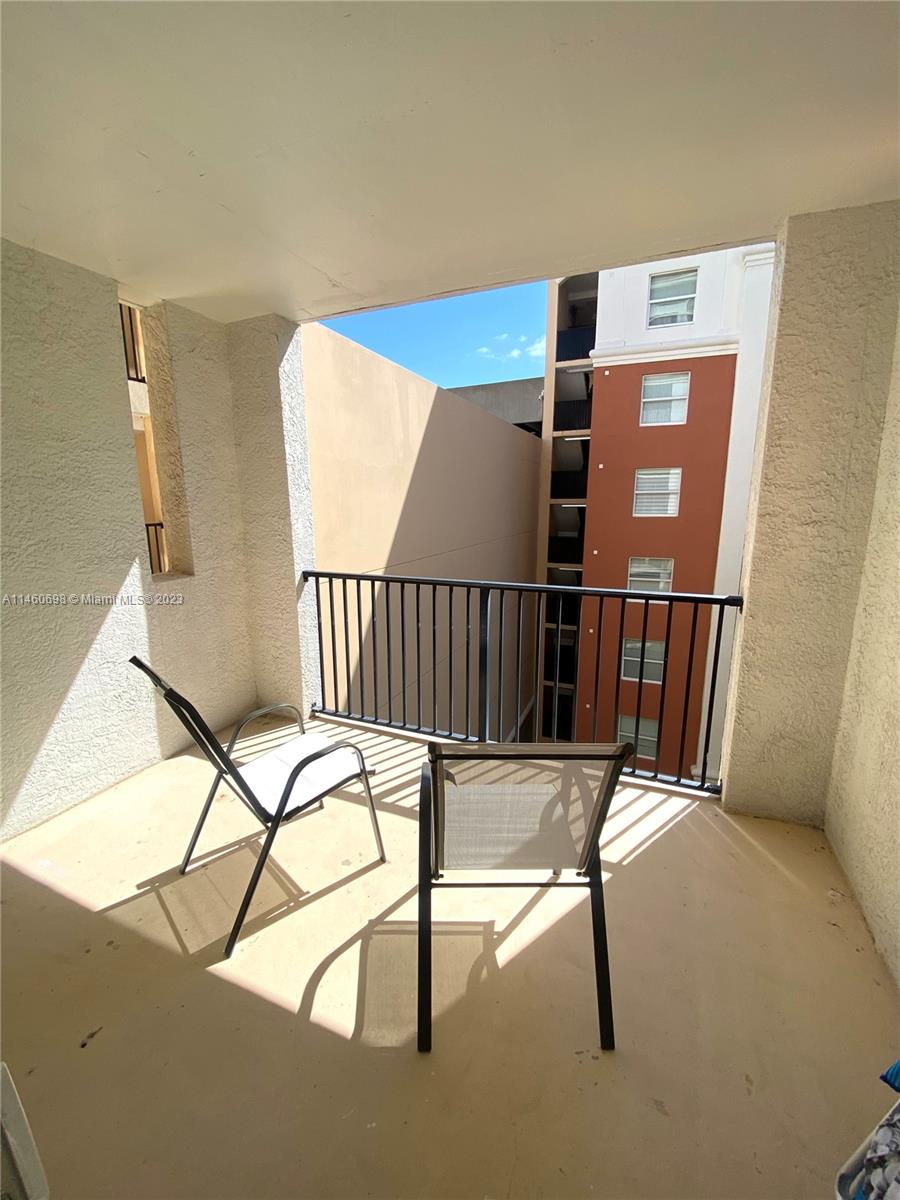 PORTO BELLAGIO CONDO - Residential Lease