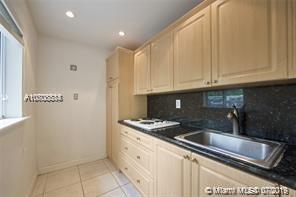 BEVERLY HILLS - Residential