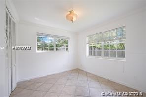 BEVERLY HILLS - Residential