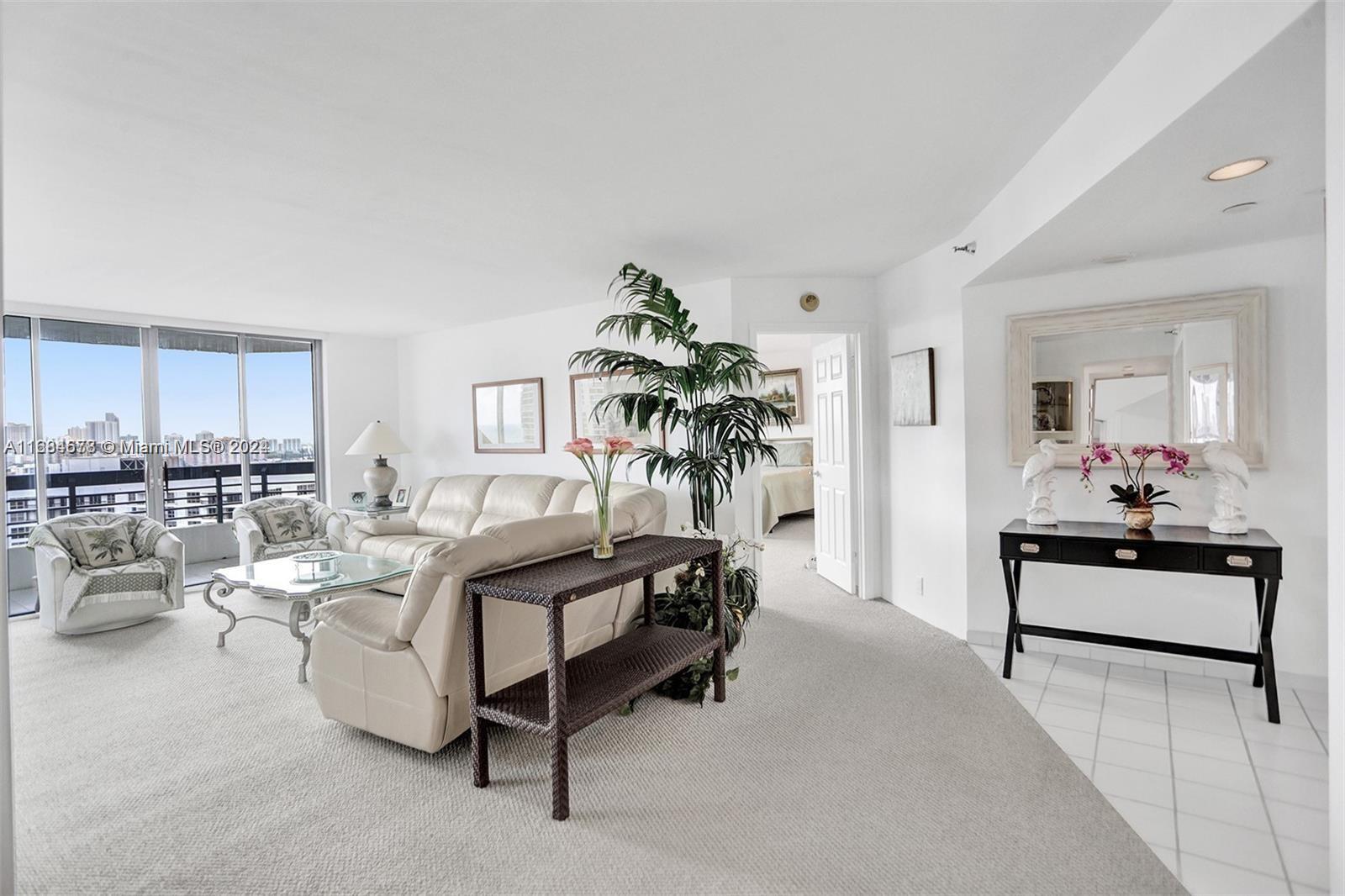 MYSTIC POINTE TOWER 400 C - Residential