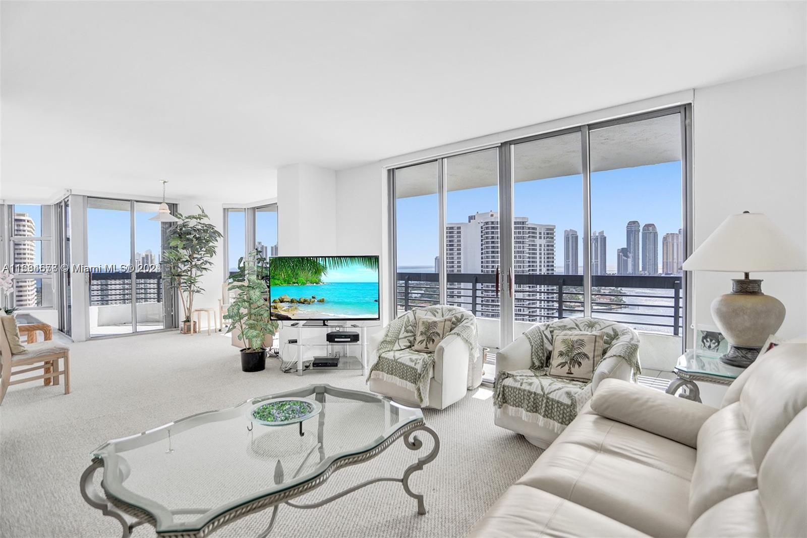MYSTIC POINTE TOWER 400 C - Residential