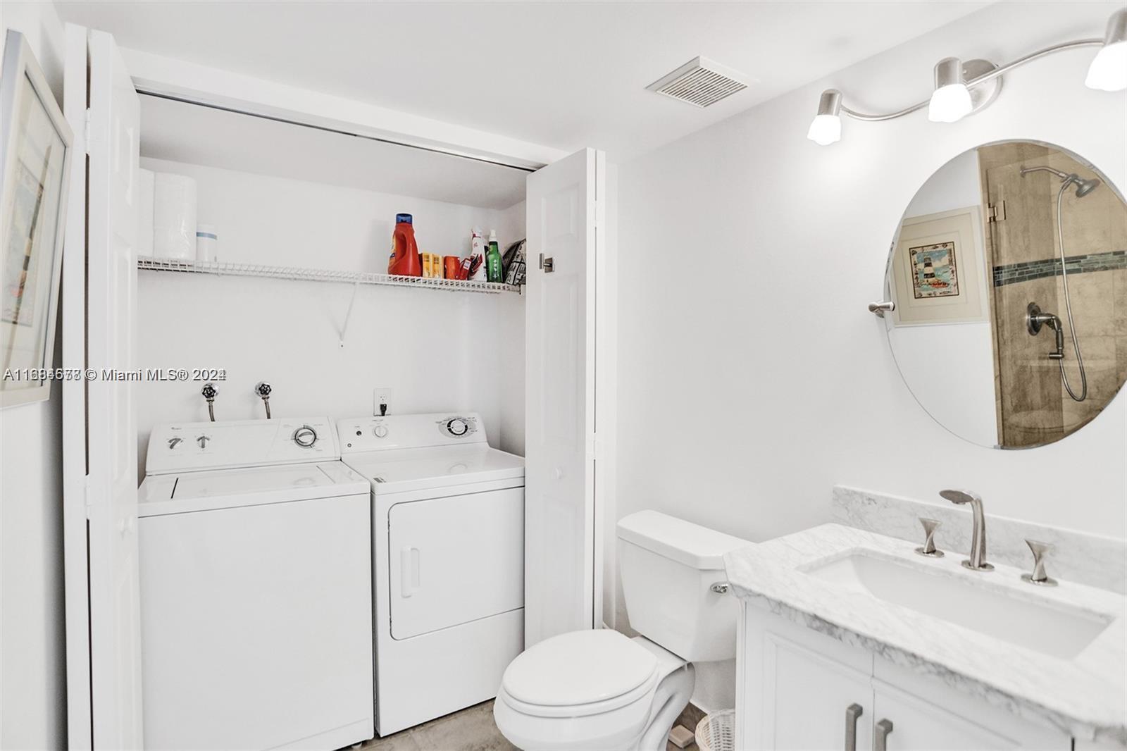 MYSTIC POINTE TOWER 400 C - Residential