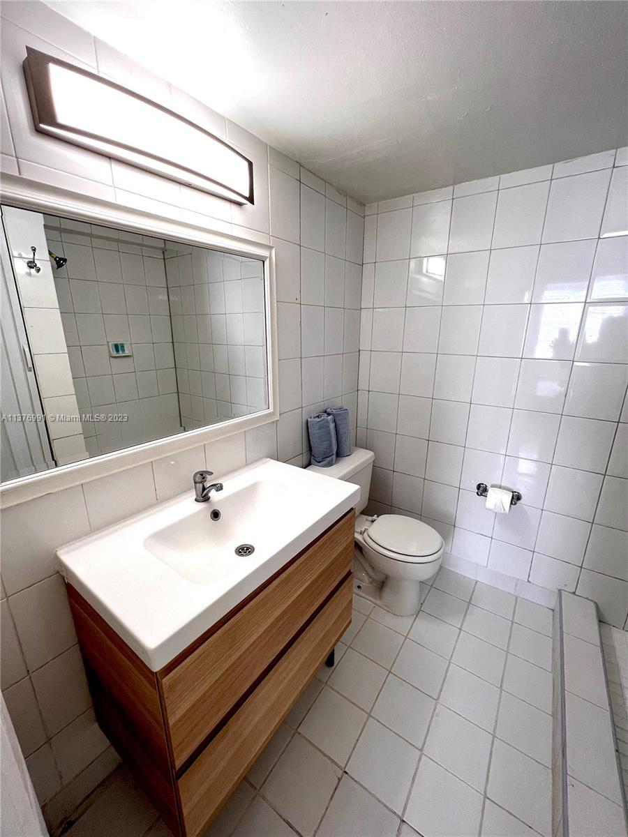 HAMPTON ON WASHINGTON AV - Residential Lease