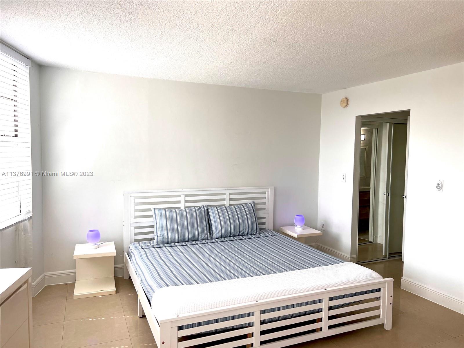 HAMPTON ON WASHINGTON AV - Residential Lease