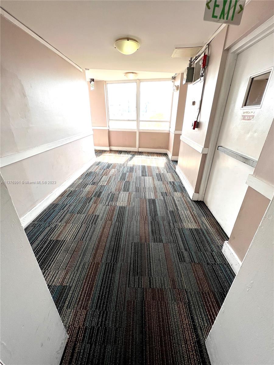HAMPTON ON WASHINGTON AV - Residential Lease