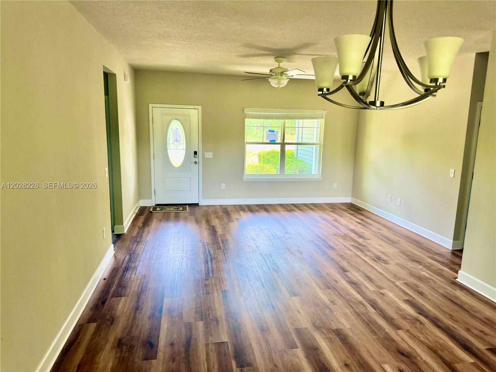 WILLISTON HIGHLANDS GOLF - Residential