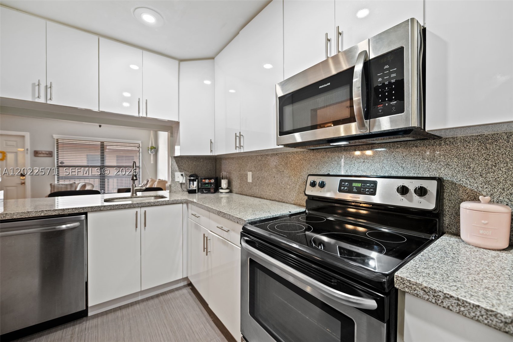 WINDING LAKE AT WELLEBY C - Residential