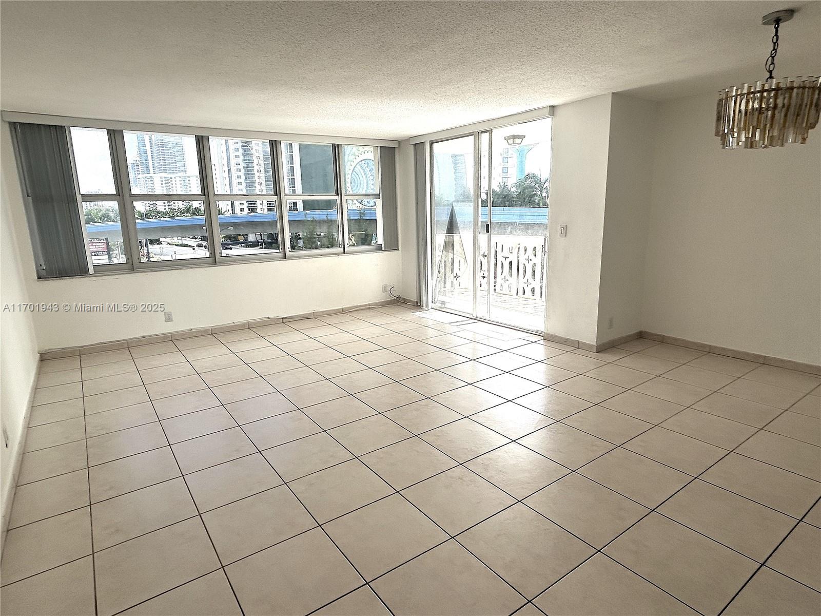 IMPERIAL TOWERS APTS COND - Residential