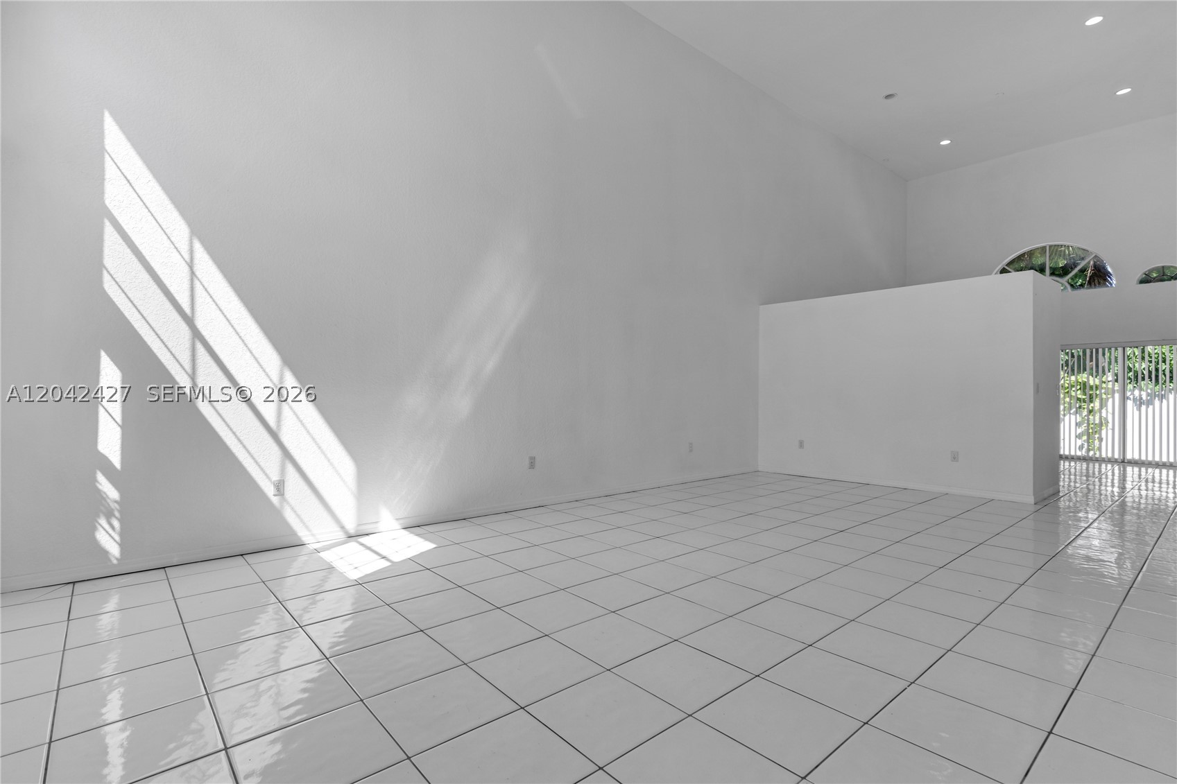 WEST LAKES GARDENS 1ST AD - Residential