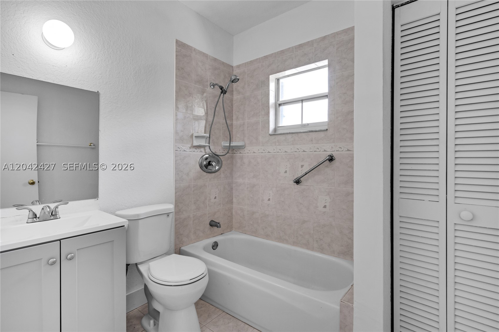 WEST LAKES GARDENS 1ST AD - Residential