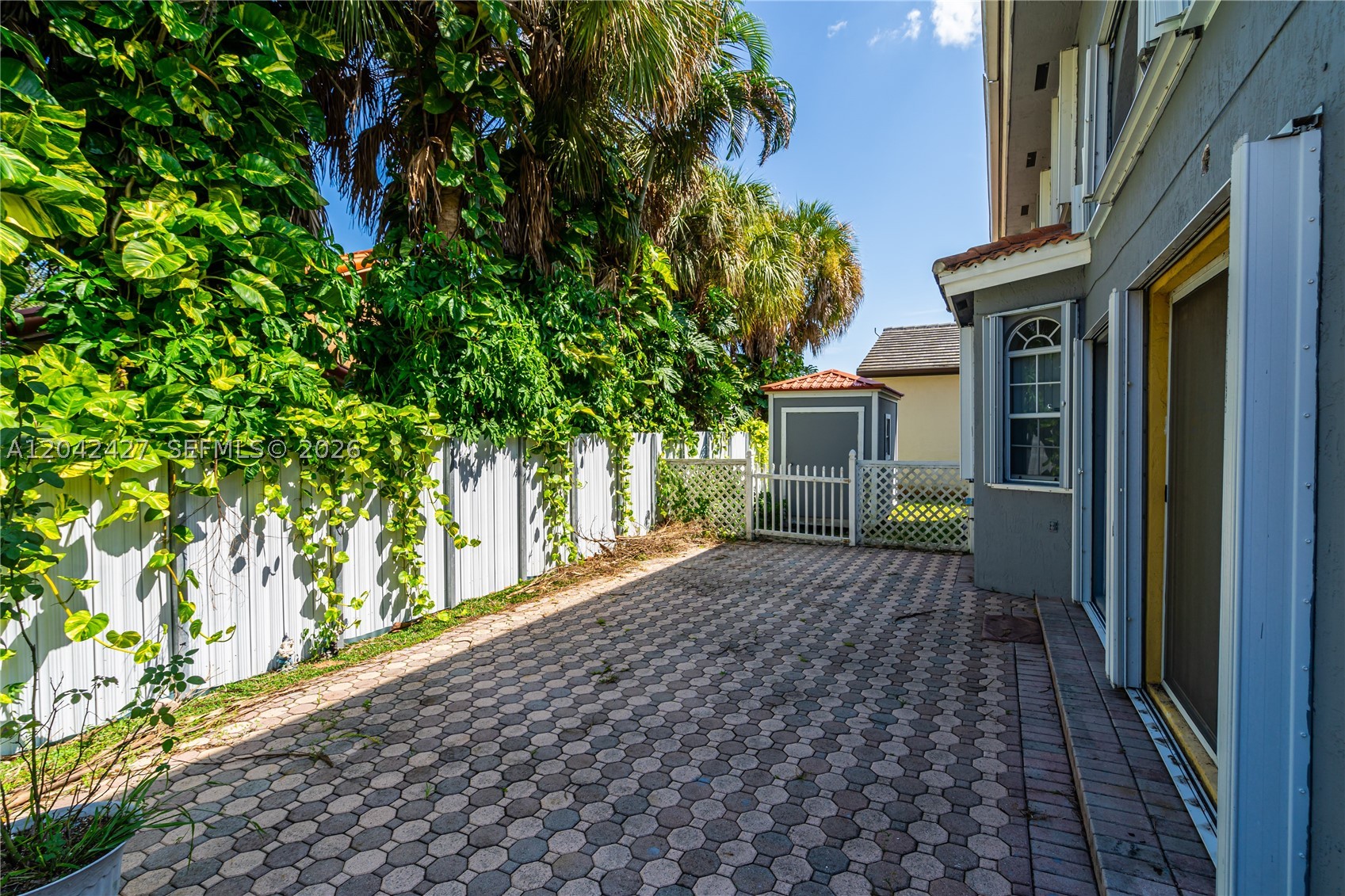 WEST LAKES GARDENS 1ST AD - Residential
