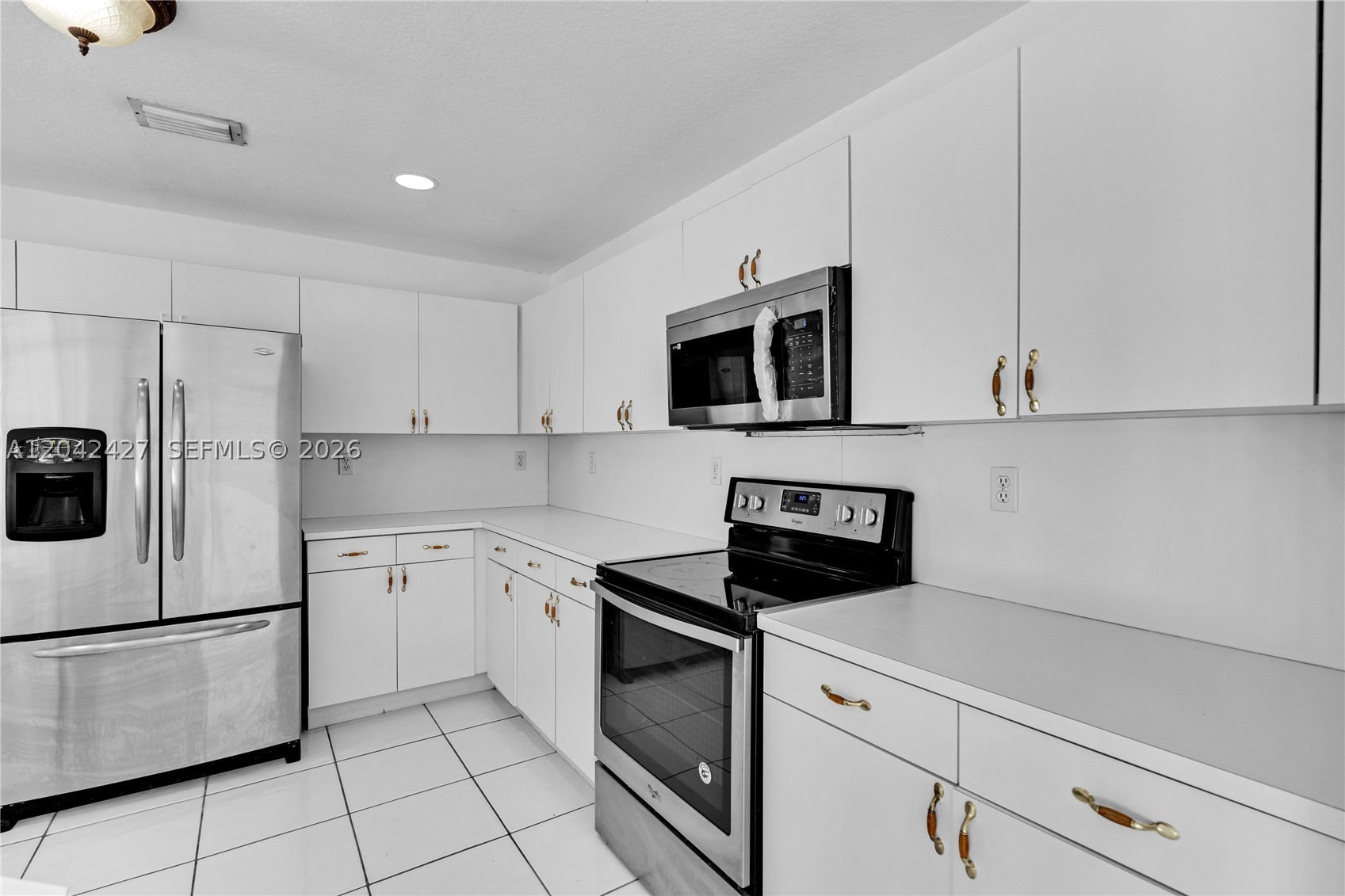 WEST LAKES GARDENS 1ST AD - Residential
